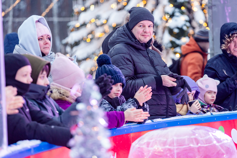 Ледовое шоу «Сказ о Руси» в парке Малевича