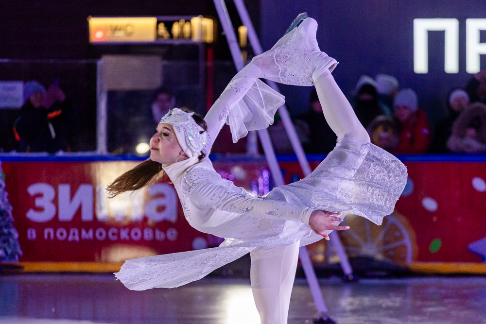 Ледовое шоу «Сказ о Руси» в парке Малевича
