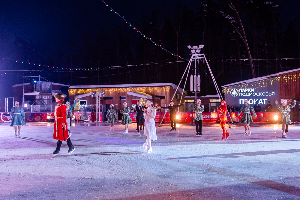 Ледовое шоу «Сказ о Руси» в парке Малевича