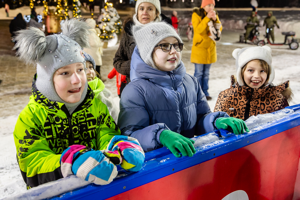 Ледовое шоу «Сказ о Руси» в парке Малевича