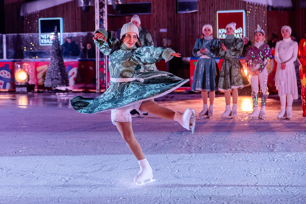 Ледовое шоу «Сказ о Руси» в парке Малевича