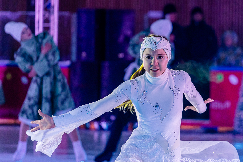 Ледовое шоу «Сказ о Руси» в парке Малевича