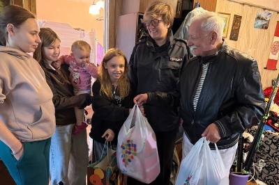 В Одинцовском округе школьникам собрали подарки к началу учебного года