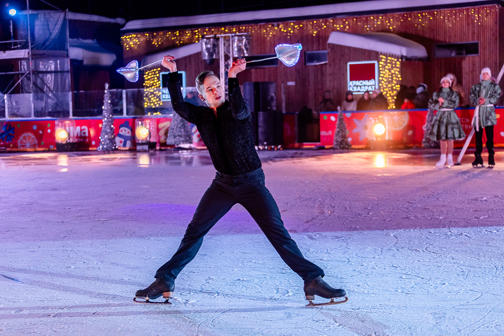 Ледовое шоу «Сказ о Руси» в парке Малевича