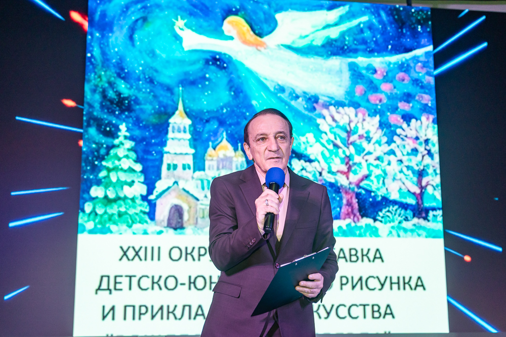 Выставка детско-юношеского рисунка и прикладного творчества «Рождественская звезда»