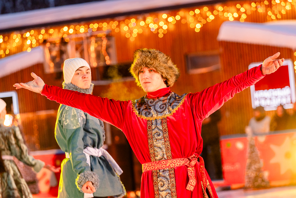 Ледовое шоу «Сказ о Руси» в парке Малевича