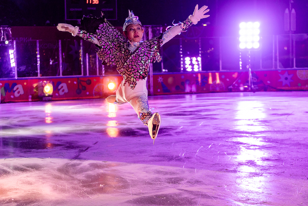 Ледовое шоу «Сказ о Руси» в парке Малевича