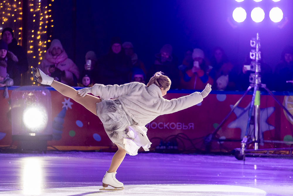 Ледовое шоу «Сказ о Руси» в парке Малевича